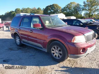 2004 Lincoln Navigator Luxury with VIN 5LMFU27R64LJ13317, listed as a IAAI auction lot 40598909 with 240,131 mi miles. Bid and sale history available at carsss.com. Image 1.