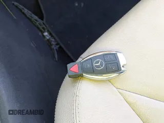 2005 Mercedes-Benz SLK 230/320 z VIN WDBWK56F55F040655, wystawiony jako IAAI lot #41971320 z przebiegiem 65 332 mil mil oraz . Historia ofert i sprzedaży dostępna na DreamBid. Obrazek 11.