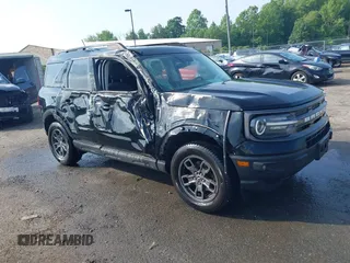 2022 Ford Bronco Sport Big Bend z VIN 3FMCR9B60NRE21101, wystawiony jako IAAI lot #42278804 z przebiegiem 49 129 mil mil oraz . Historia ofert i sprzedaży dostępna na DreamBid. Obrazek 1.