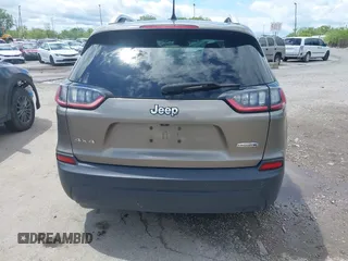 2020 Jeep Cherokee Latitude Plus with VIN 1C4PJMLB1LD569548, listed as a IAAI auction lot 42330117 with 37,897 mi miles and . Bid and sale history available at DreamBid. Image 16.