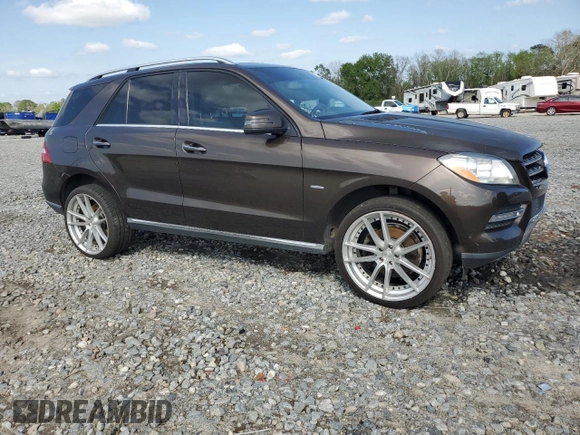 2012 Mercedes-Benz M ML 350 with VIN 4JGDA5HB3CA027818, listed as a Copart auction lot 51432095 with 204,621 mi miles and Clean Title. Bid and sale history available at carsss.com. Image 4.