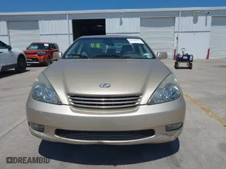 2002 Lexus ES 300 with VIN JTHBF30G225023659, listed as a IAAI auction lot 42026524 with 64,533 mi miles. Bid and sale history available at carsss.com. Image 12.
