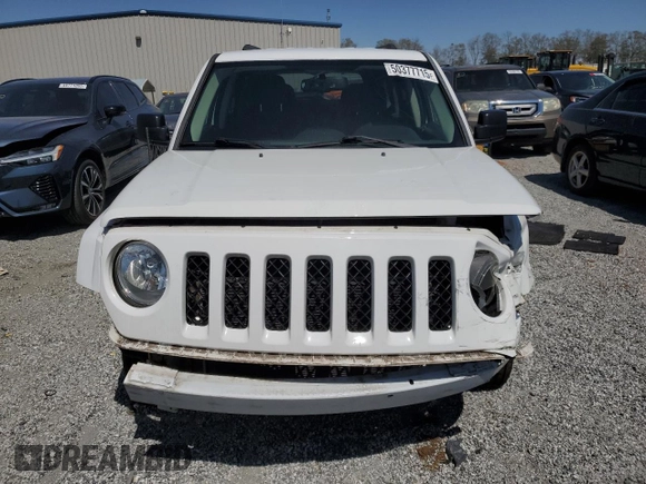2016 Jeep Patriot Latitude with VIN 1C4NJRFB9GD637469, listed as a Copart auction lot 50377715 with 103,038 mi miles and Salvage title. Bid and sale history available at DreamBid. Image 5.
