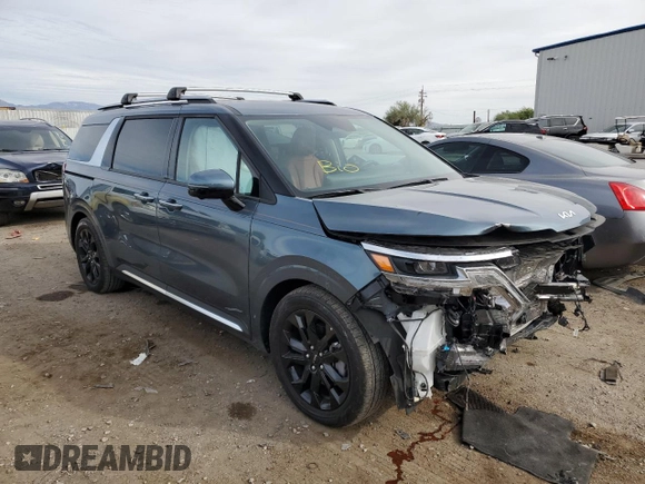 2022 Kia Carnival SX with VIN KNDNE5H33N6176726, listed as a Copart auction lot 80013124 with 14,936 mi miles and Salvage Title. Bid and sale history available at carsss.com. Image 4.