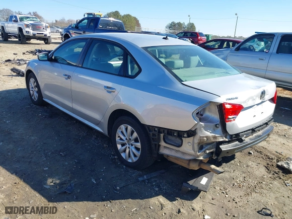 2012 Volkswagen Passat S w/Appearance with VIN 1VWAH7A34CC106918, listed as a IAAI auction lot 41351509 with 202,208 mi miles. Bid and sale history available at carsss.com. Image 3.