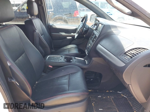 2016 Dodge Grand Caravan R/T with VIN 2C4RDGEG2GR265609, listed as a IAAI auction lot 42078392 with 105,861 mi miles and . Bid and sale history available at DreamBid. Image 5.