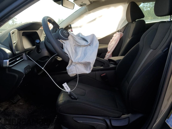 2025 Hyundai Elantra SE with VIN KMHLL4DG5SU860163, listed as a Copart auction lot 49265235 with 859 mi miles and Salvage title. Bid and sale history available at DreamBid. Image 7.