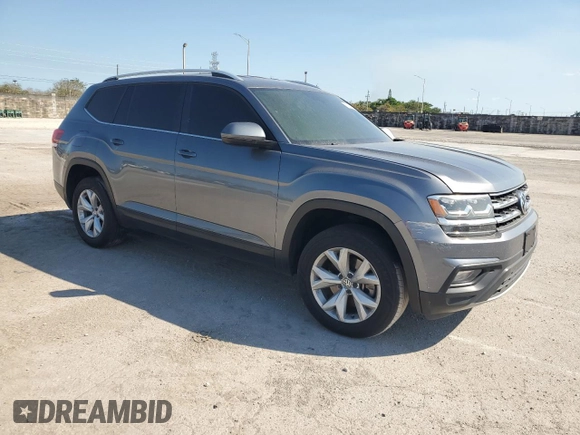 2018 Volkswagen Atlas SE z VIN 1V2KR2CA2JC508368, wystawiony jako Copart lot #45112465 z przebiegiem Nie podano mil oraz Szkoda całkowita • Salvage title. Historia ofert i sprzedaży dostępna na DreamBid. Obrazek 4.