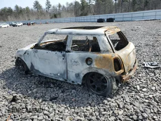 2008 MINI Hardtop S with VIN WMWMF73538TT93340, listed as a Copart auction lot 51499835 with Not Provided miles and Salvage Title. Bid and sale history available at DreamBid. Image 2.