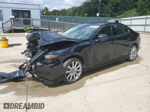 2020 Mazda 3 Premium with VIN 3MZBPBEMXLM125534, listed as a Copart auction lot 71675304 with 39,219 mi miles and Clean Title. Bid and sale history available at DreamBid. Image 1.