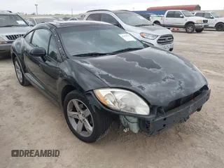 2008 Mitsubishi Eclipse GS z VIN 4A3AK24F98E003449, wystawiony jako IAAI lot #42478612 z przebiegiem 209 017 mil mil oraz . Historia ofert i sprzedaży dostępna na DreamBid. Obrazek 1.