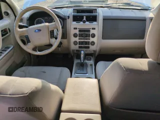 2011 Ford Escape Hybrid z VIN 1FMCU5K36BKB48839, wystawiony jako Copart lot #69024034 z przebiegiem 110 100 mil mil oraz Czysty tytuł • Clean title. Historia ofert i sprzedaży dostępna na DreamBid. Obrazek 8.