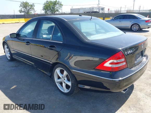 2006 Mercedes-Benz C 230 Sport с VIN WDBRF56H26F779504, выставлен на аукционе IAAI как лот 42283652 с пробегом 220 417 миль миль и . История ставок и продаж доступна на DreamBid. Изображение 3.