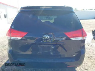 2012 Toyota Sienna LE AAS with VIN 5TDKK3DC3CS263240, listed as a IAAI auction lot 41810686 with 232,026 mi miles. Bid and sale history available at carsss.com. Image 16.