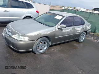 2000 Nissan Altima XE with VIN 1N4DL01D3YC202339, listed as a IAAI auction lot 42188804 with 129,579 mi miles and . Bid and sale history available at carsss.com. Image 12.