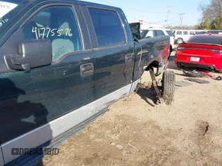 2005 Ford F-150 XLT с VIN 1FTPW14515FA10548, выставлен на аукционе IAAI как лот 41775576 с пробегом 48 659 миль миль и . История ставок и продаж доступна на DreamBid. Изображение 6.