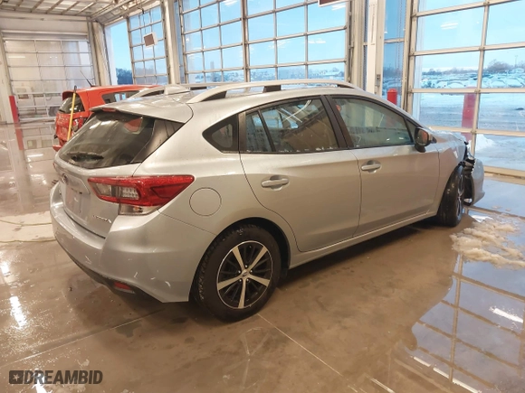 2022 Subaru Impreza Premium with VIN 4S3GTAV61N3713701, listed as a IAAI auction lot 41251742 with 72,603 mi miles. Bid and sale history available at carsss.com. Image 4.