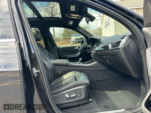 2019 BMW X5 xDrive40i with VIN 5UXCR6C59KLL00813, listed as a Copart auction lot 52580175 with 90,644 mi miles and Clean Title. Bid and sale history available at carsss.com. Image 5.