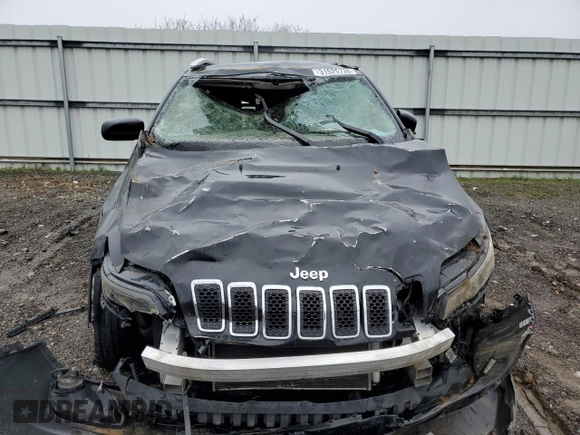 2019 Jeep Cherokee Latitude z VIN 1C4PJMCB7KD437649, wystawiony jako Copart lot #51525735 z przebiegiem Nie podano mil oraz Szkoda całkowita • Salvage title. Historia ofert i sprzedaży dostępna na DreamBid. Obrazek 5.