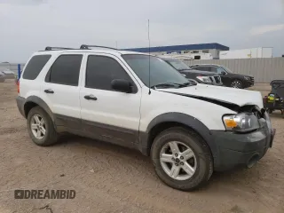 2006 Ford Escape XLT with VIN 1FMCU93196KC35869, listed as a Copart auction lot 67738554 with 164,937 mi miles and Clean Title. Bid and sale history available at carsss.com. Image 4.