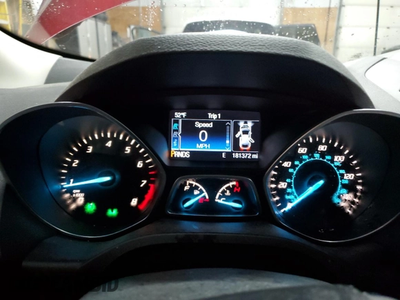2014 Ford Escape Titanium with VIN 1FMCU9J9XEUE24302, listed as a Copart auction lot 52852485 with 181,372 mi miles and Clean Title. Bid and sale history available at carsss.com. Image 9.