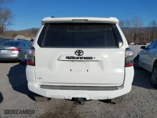2019 Toyota 4Runner SR5 with VIN JTEBU5JR4K5726940, listed as a IAAI auction lot 41801853 with 81,097 mi miles. Bid and sale history available at carsss.com. Image 17.