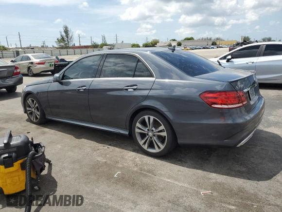 2014 Mercedes-Benz E 350 Sport with VIN WDDHF5KBXEB063203, listed as a Copart auction lot 63674095 with 131,102 mi miles and Clean title. Bid and sale history available at DreamBid. Image 2.