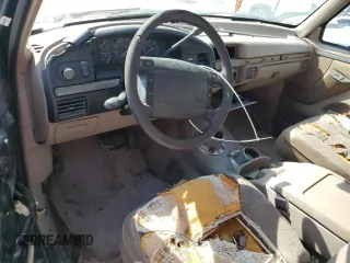 1995 Ford Bronco Custom с VIN 1FMEU15HXSLB23896, выставлен на аукционе Copart как лот 57969185 с пробегом Не указан миль и Чистый • Clean title. История ставок и продаж доступна на DreamBid. Изображение 8.
