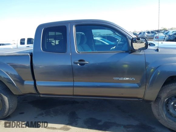 2011 Toyota Tacoma with VIN 5TFUU4EN9BX016306, listed as a IAAI auction lot 41371430 with 188,984 mi miles. Bid and sale history available at carsss.com. Image 14.