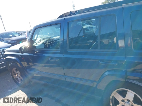 2009 Jeep Commander Sport with VIN 1J8HH48K29C530970, listed as a IAAI auction lot 41232353 with 280,000 mi miles and . Bid and sale history available at DreamBid. Image 15.