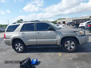 2006 Toyota 4Runner SR5 with VIN JTEZU14R460071166, listed as a IAAI auction lot 42217604 with 205,141 mi miles and . Bid and sale history available at DreamBid. Image 13.