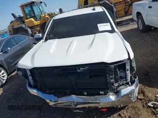 2018 Chevrolet Silverado 1500 LT with VIN 3GCUCRER0JG286336, listed as a IAAI auction lot 41738980 with 124,612 mi miles and . Bid and sale history available at DreamBid. Image 13.