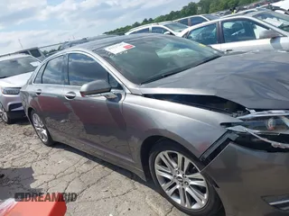 2014 Lincoln MKZ with VIN 3LN6L2GK3ER804770, listed as a IAAI auction lot 42127057 with 147,623 mi miles and . Bid and sale history available at DreamBid. Image 13.