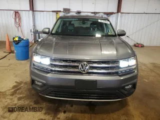 2018 Volkswagen Atlas SE with VIN 1V2KR2CA9JC571127, listed as a Copart auction lot 58188885 with 106,745 mi miles and Salvage title. Bid and sale history available at DreamBid. Image 5.