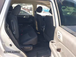2017 Nissan Pathfinder SL z VIN 5N1DR2MNXHC669407, wystawiony jako IAAI lot #42067850 z przebiegiem 108 269 mil mil oraz . Historia ofert i sprzedaży dostępna na DreamBid. Obrazek 8.