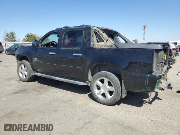 2011 Chevrolet Avalanche LS with VIN 3GNMCEE02BG308257, listed as a Copart auction lot 70853554 with 333,445 mi miles and Salvage Title. Bid and sale history available at carsss.com. Image 2.
