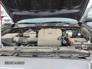 2022 Toyota Tacoma SR5 with VIN 3TMBZ5DN2NM034561, listed as a IAAI auction lot 40867443 with 51,728 mi miles and . Bid and sale history available at DreamBid. Image 10.