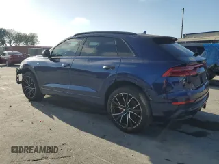 2021 Audi Q8 Premium Plus z VIN WA1EVAF17MD040579, wystawiony jako Copart lot #51805705 z przebiegiem 32 901 mil mil oraz Tytuł czysty. Historia ofert i sprzedaży dostępna na DreamBid. Obrazek 2.