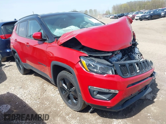 2019 Jeep Compass Altitude z VIN 3C4NJDBB3KT806607, wystawiony jako IAAI lot #41402626 z przebiegiem Nie podano mil oraz . Historia ofert i sprzedaży dostępna na DreamBid. Obrazek 1.