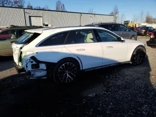 2024 Mercedes-Benz E with VIN W1KLH6FB5RA067448, listed as a Copart auction lot 43457025 with 4,998 mi miles and Salvage Title. Bid and sale history available at DreamBid. Image 3.