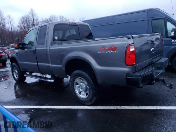 2008 Ford Super Duty F-250 SRW XL with VIN 1FTSX21588EB73614, listed as a Copart auction lot 84438274 with 87,240 mi miles and Clean Title. Bid and sale history available at carsss.com. Image 2.