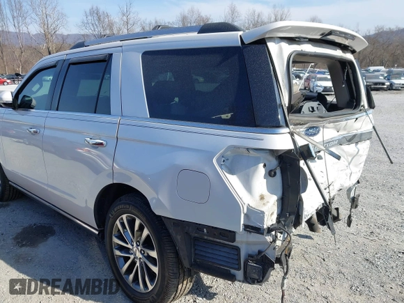 2018 Ford Expedition Limited with VIN 1FMJU2AT1JEA16611, listed as a IAAI auction lot 41773150 with 87,345 mi miles. Bid and sale history available at carsss.com. Image 18.