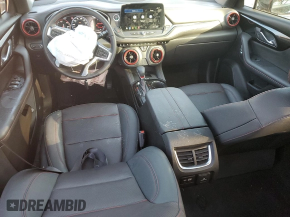 2023 Chevrolet Blazer RS z VIN 3GNKBERS3PS190889, wystawiony jako Copart lot #51268455 z przebiegiem 27 921 mil mil oraz Nie do naprawy • Non repairable. Historia ofert i sprzedaży dostępna na DreamBid. Obrazek 8.