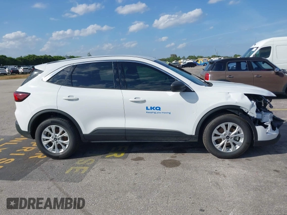 2023 Ford Escape Active with VIN 1FMCU9GNXPUB27618, listed as a IAAI auction lot 41720840 with 66,070 mi miles and . Bid and sale history available at carsss.com. Image 13.