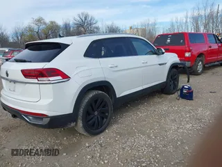 2022 Volkswagen Atlas SE with VIN 1V2JE2CA5NC220468, listed as a IAAI auction lot 40873030 with 78,867 mi miles and . Bid and sale history available at DreamBid. Image 4.