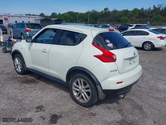 2011 Nissan Juke SL with VIN JN8AF5MR1BT022247, listed as a IAAI auction lot 41912749 with 184,937 mi miles. Bid and sale history available at carsss.com. Image 3.