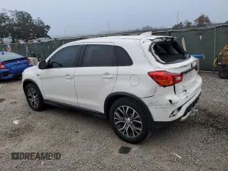 2018 Mitsubishi Outlander SE with VIN JA4AP3AWXJU024704, listed as a Copart auction lot 86322864 with 135,602 mi miles and Salvage title. Bid and sale history available at DreamBid. Image 2.
