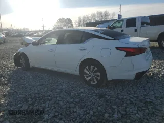2019 Nissan Altima 2.5 S with VIN 1N4BL4BW8KC258850, listed as a Copart auction lot 46650425 with 151,014 mi miles and Salvage Title. Bid and sale history available at carsss.com. Image 2.