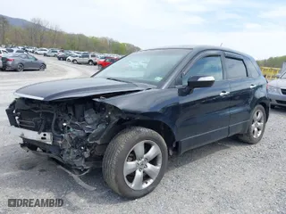 2007 Acura RDX Tech Pkg with VIN 5J8TB18507A013978, listed as a IAAI auction lot 42010152 with 197,318 mi miles. Bid and sale history available at carsss.com. Image 6.