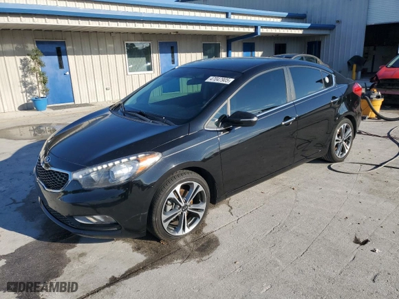 2016 Kia Forte EX with VIN KNAFX4A85G5480581, listed as a Copart auction lot 47047905 with 104,821 mi miles and Salvage Title. Bid and sale history available at carsss.com. Image 1.